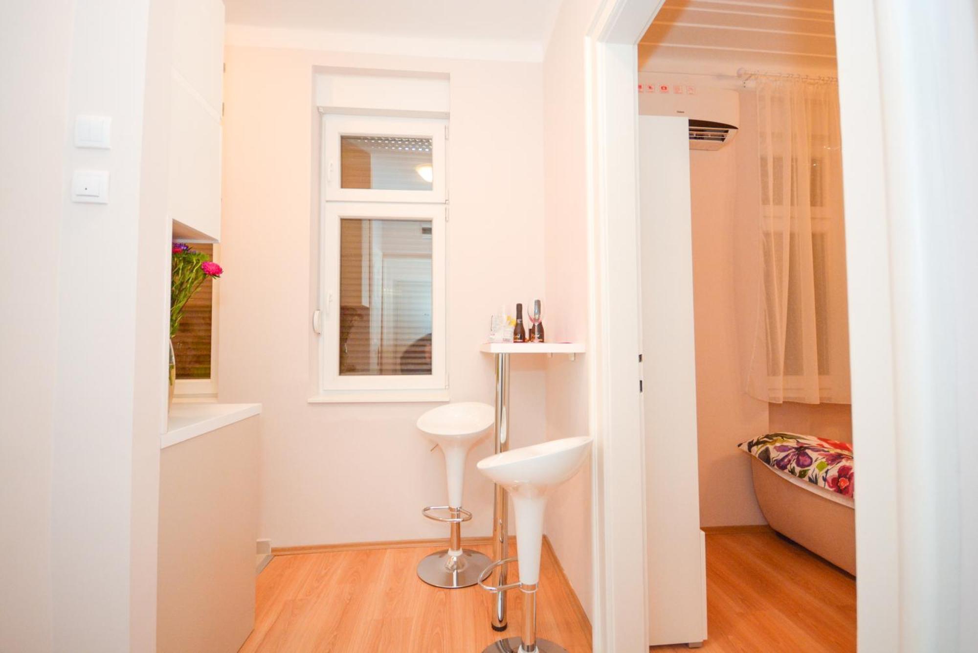 Apartment Mina Belgrad Exterior foto